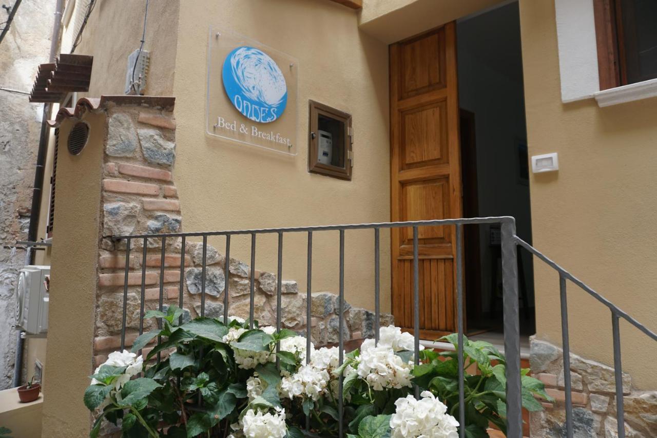 Casa Vacanze B&B Ondes Камерота Екстер'єр фото