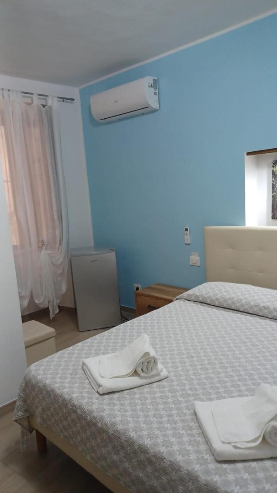 Casa Vacanze B&B Ondes Камерота Екстер'єр фото